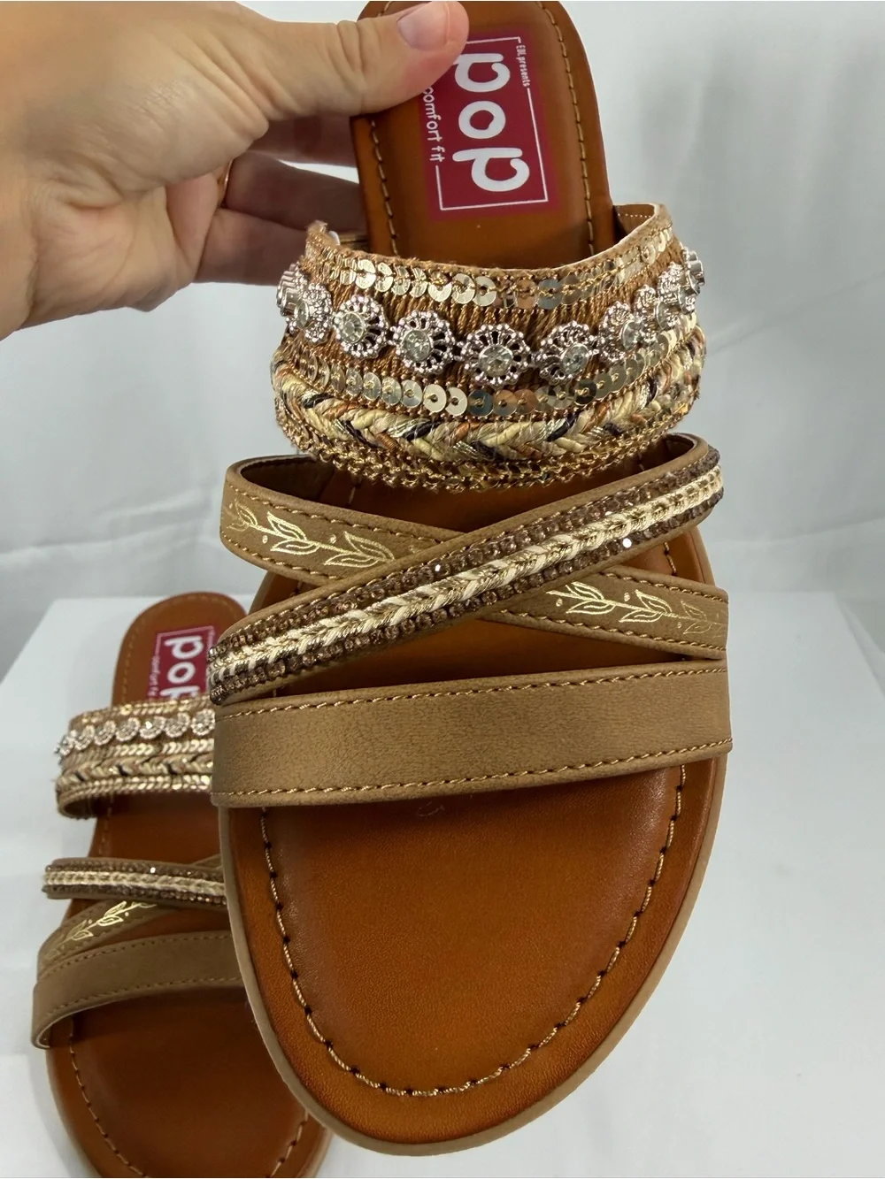 NWT pop Women’s Size 7 Gold Silver Braided Sequin Slide Sandals